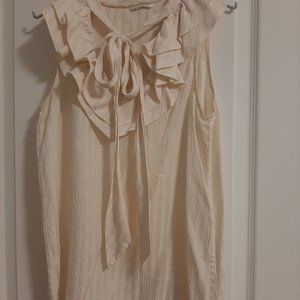 Club Monaco XS sleevelss ruffle blouse